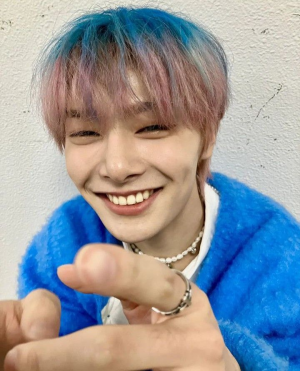 Jeongin211022jpg — straykids hairstyle era's option 40