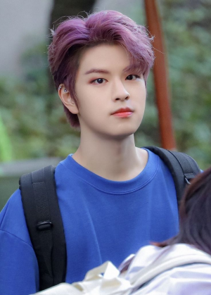 Momjeongchan Jpg — straykids hairstyle era's option 44