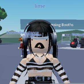 Rate my very emo avatar : r/RobloxAvatars