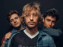 Descarga 11 — Cantantes españoles de los 2000 a 2023 option 3