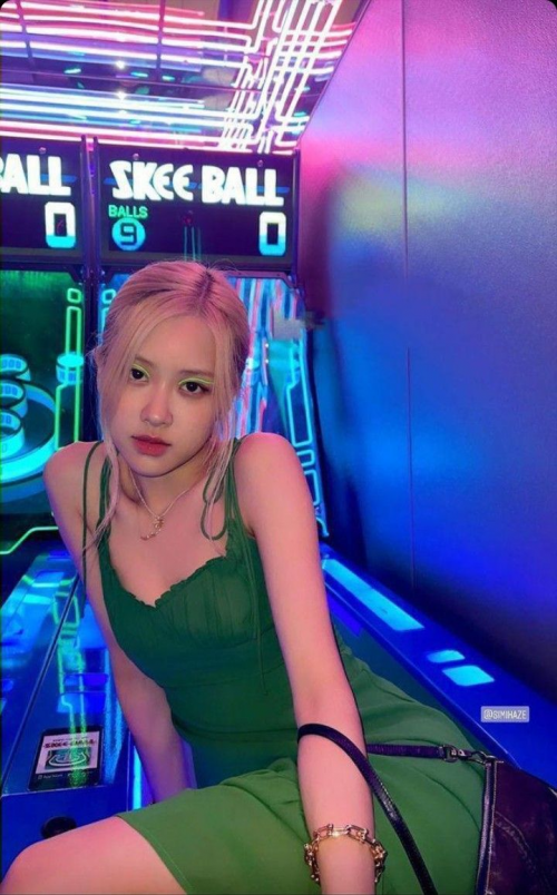 Create a ranking kpop lightsticks Tier List - TierMaker