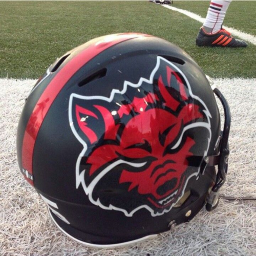 Create a Top 25 CFB helmets Tier List TierMaker